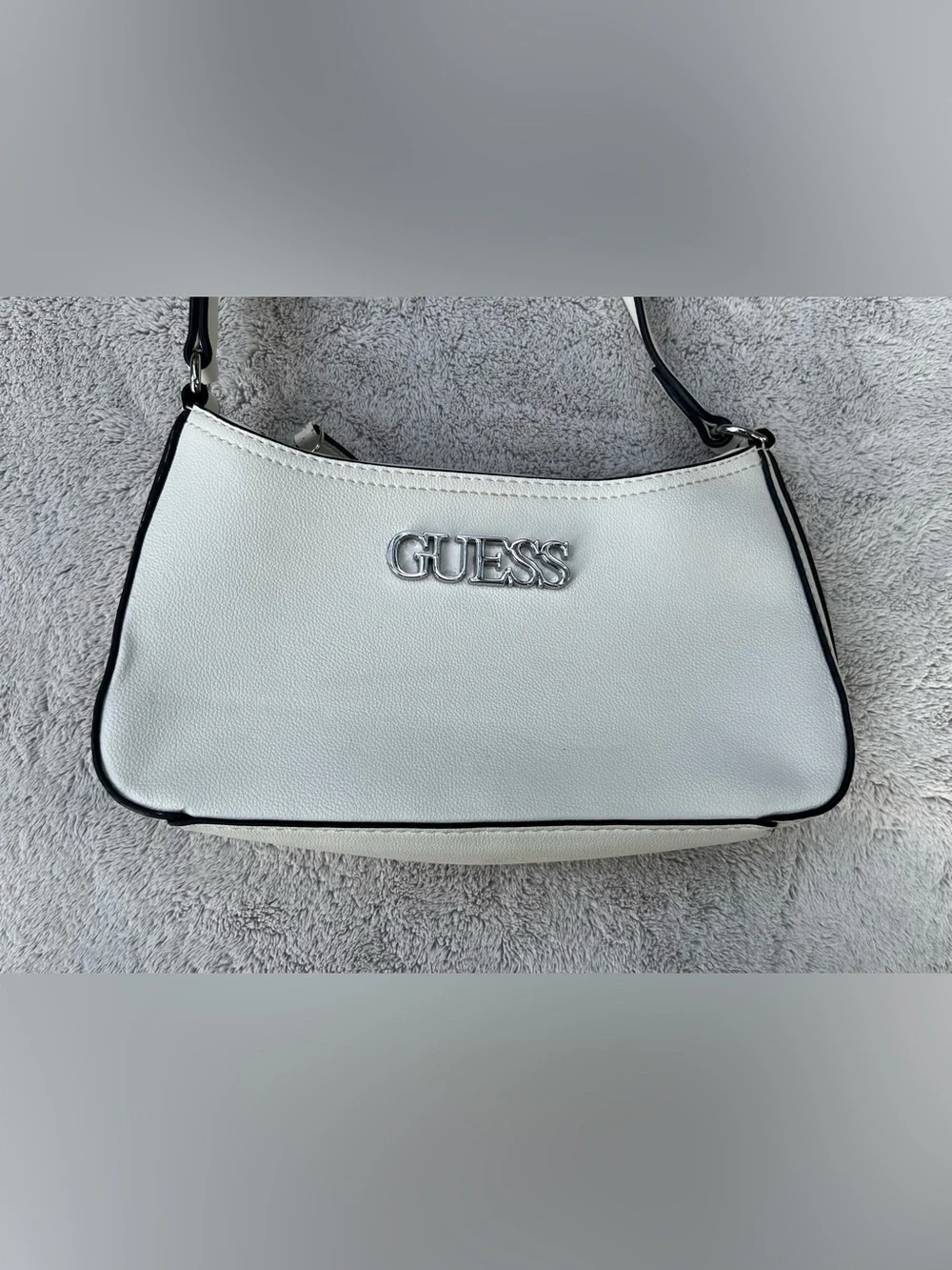 Vintage White Guess Faux Leather Small Shoulder Bag